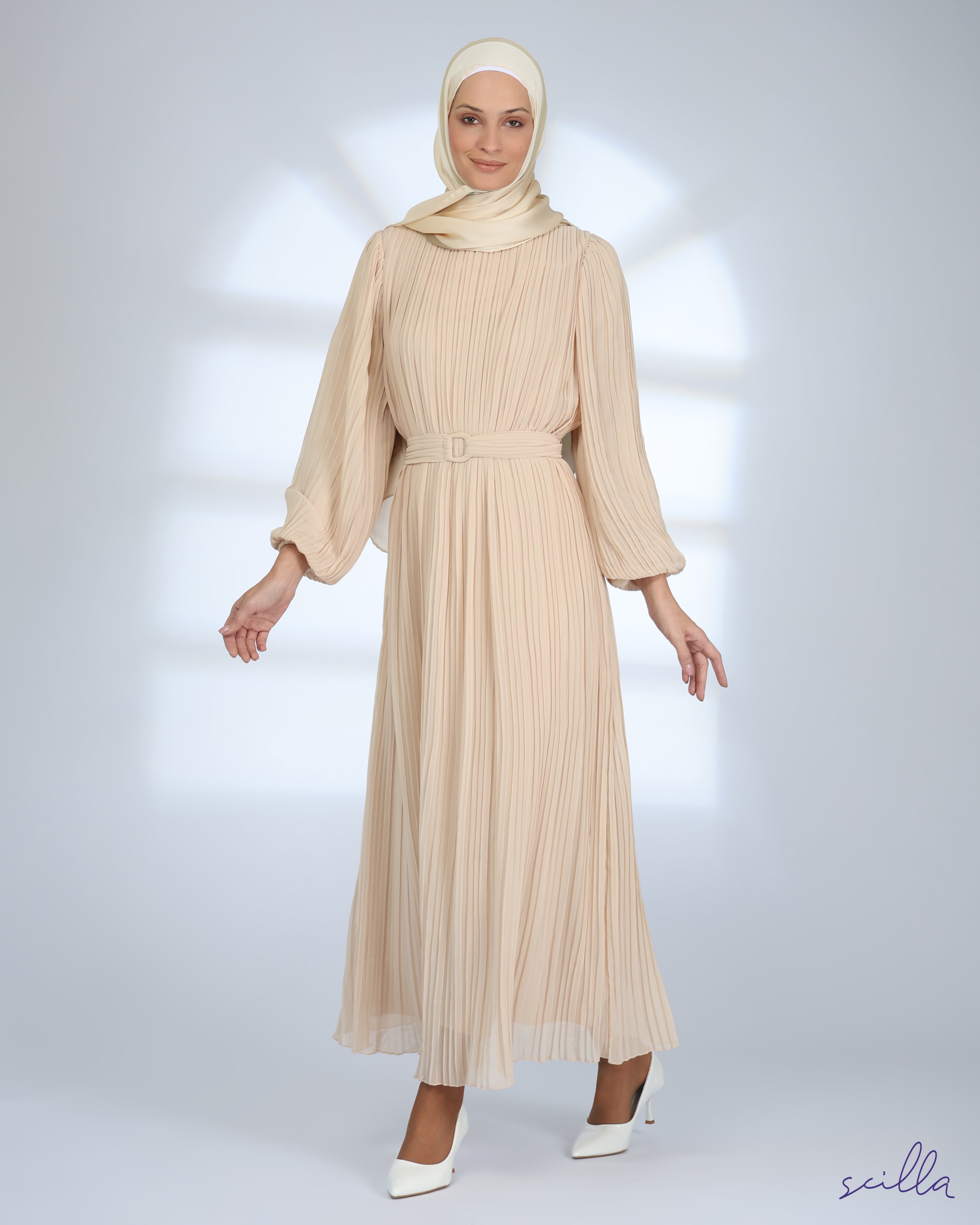 Beige All-Plisse Abaya