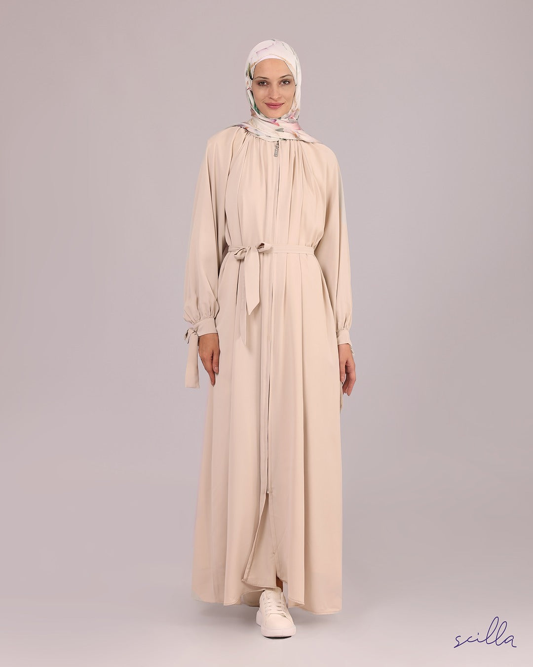 Beige Zipper Abaya