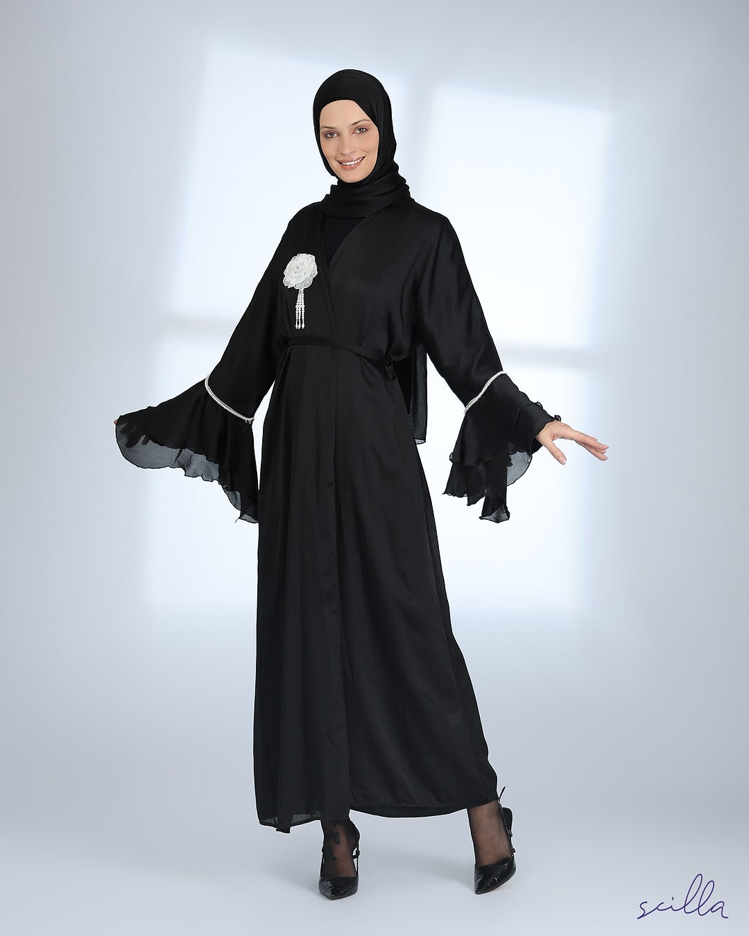 Black Ruffle Sleeve Abaya