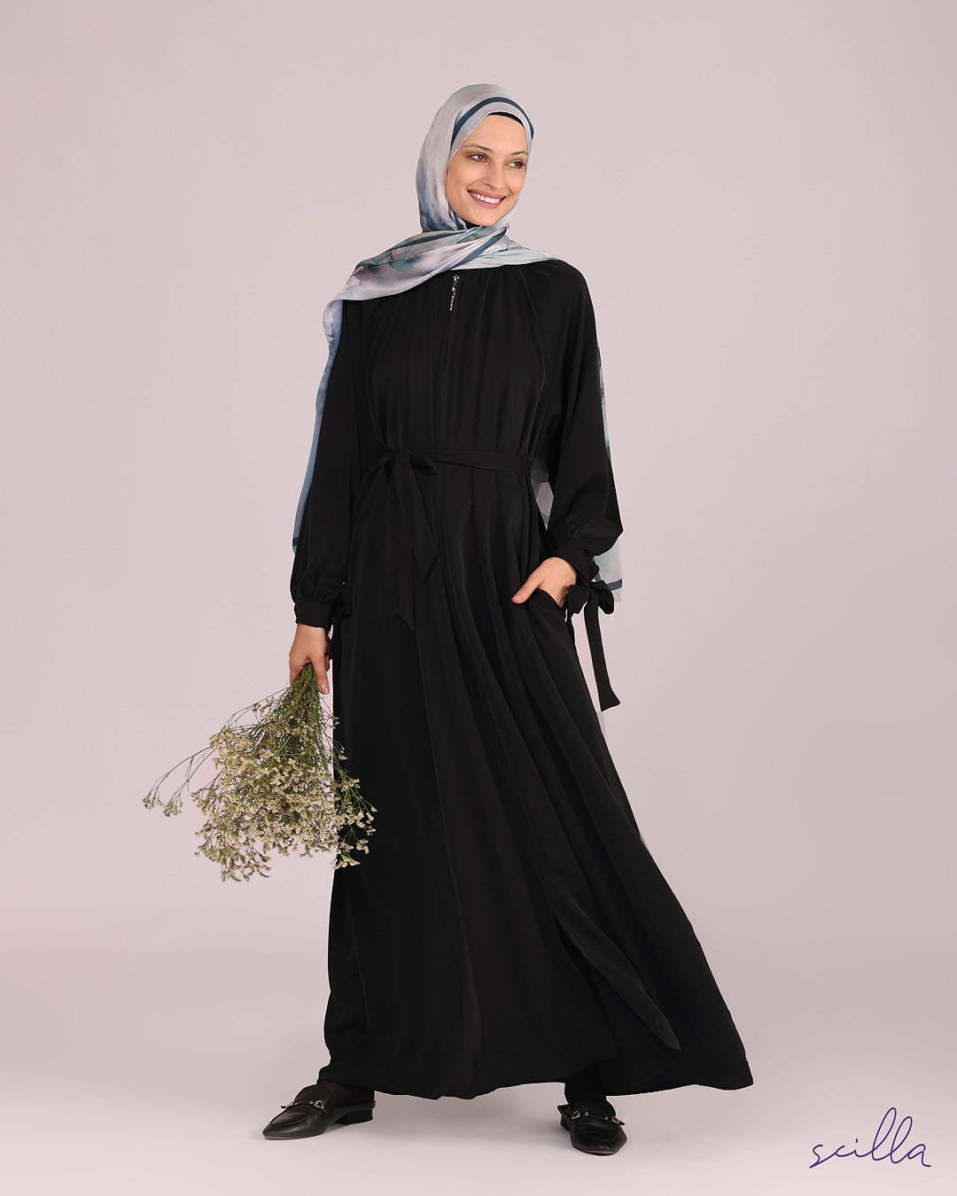 Black Tie Knot Abaya