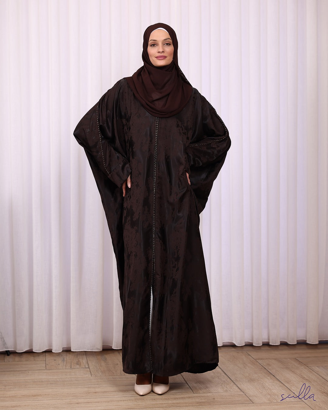 Brown Jacquard Abaya