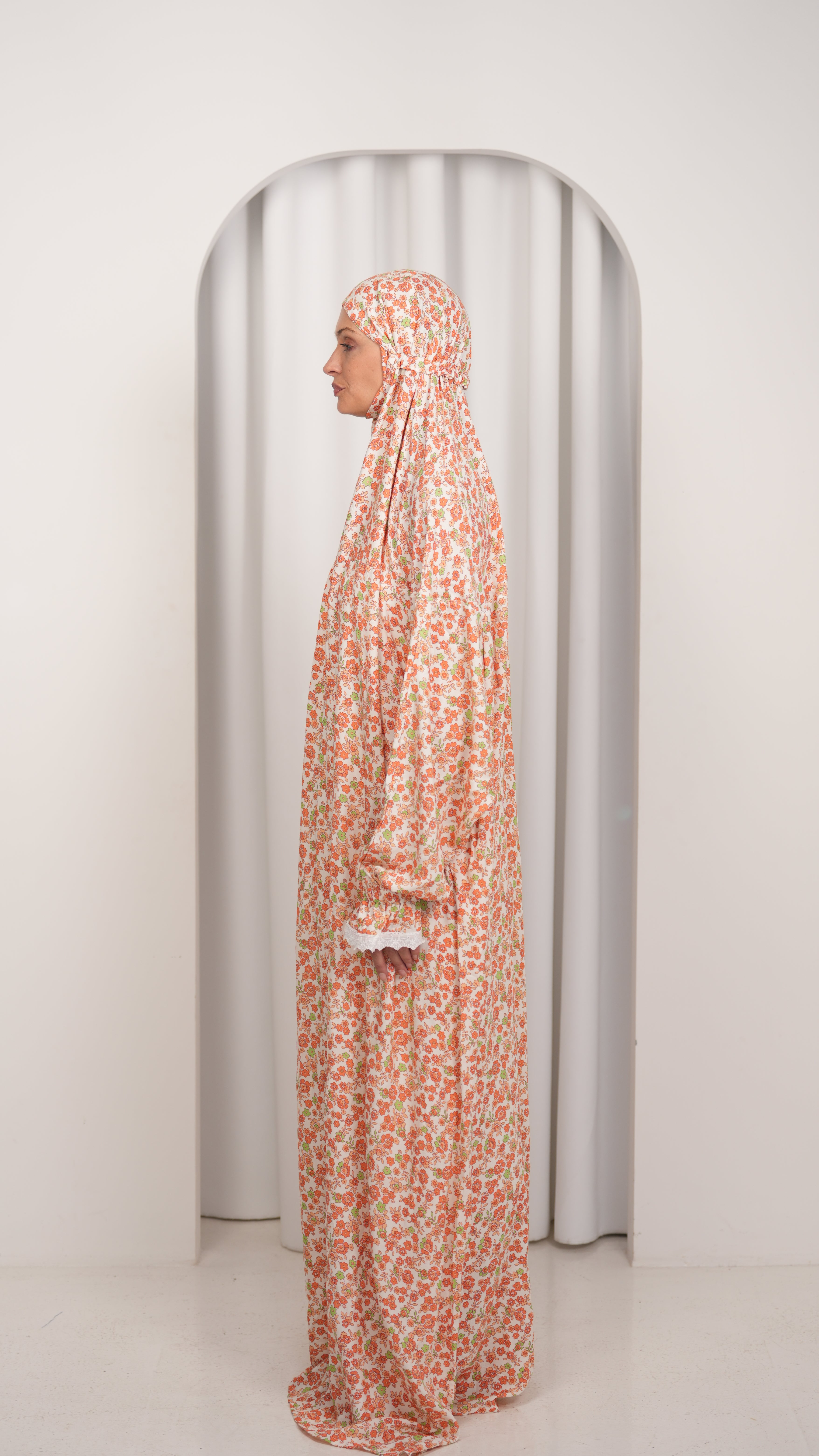 Prayer gown one piece b58