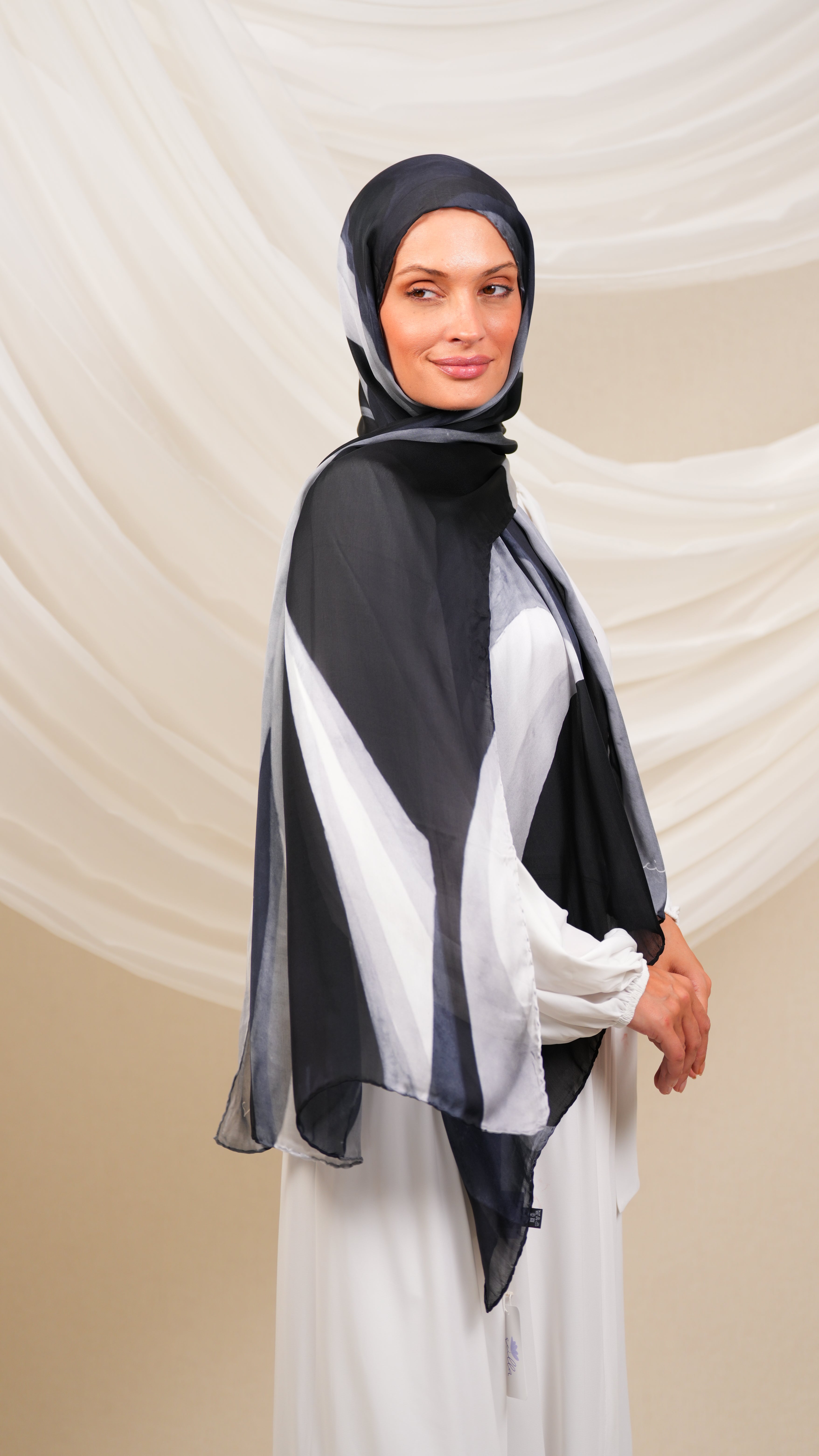 scilla Turkish silk shawl Dtr4