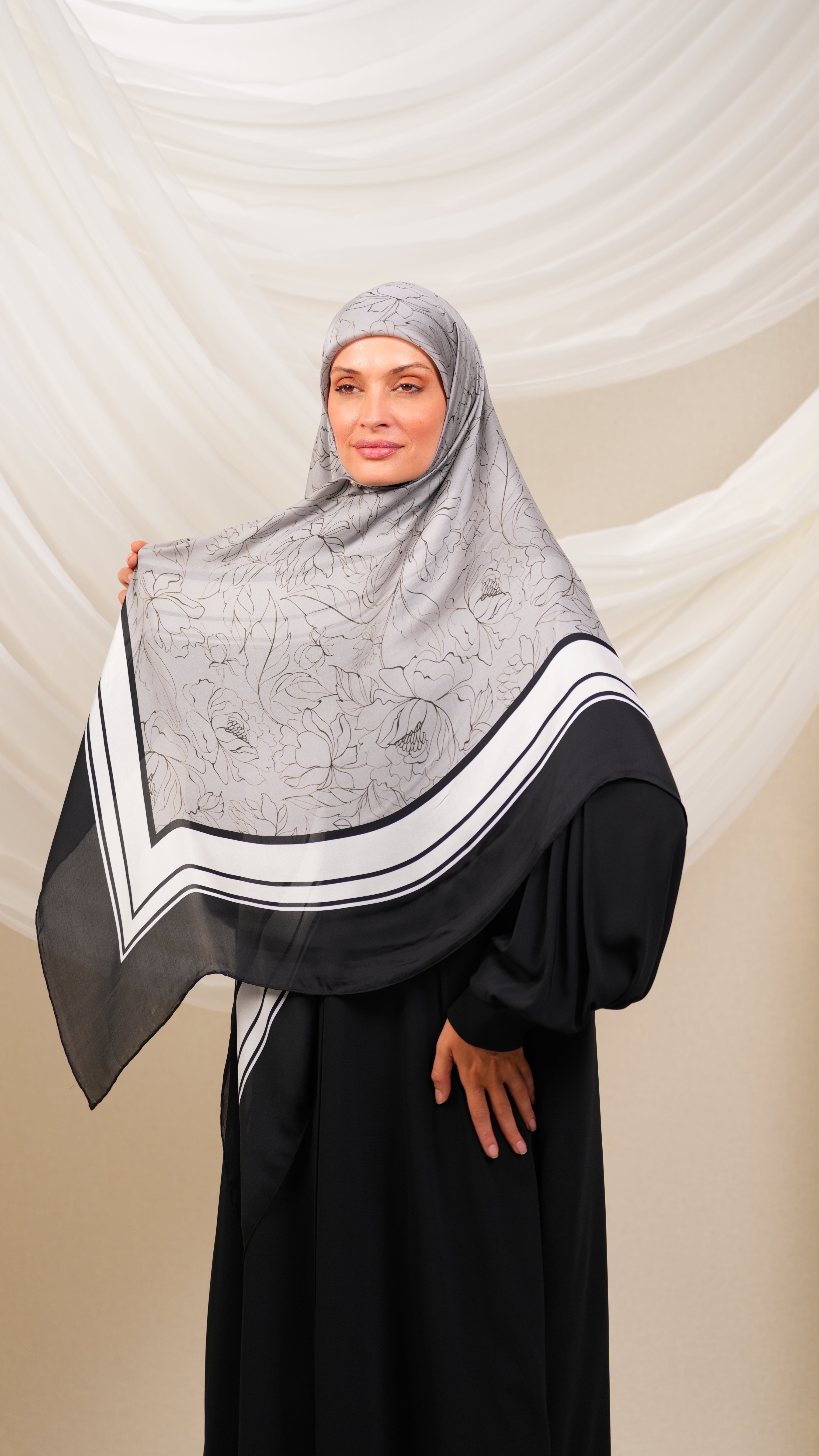 scilla turkish silk scarf Qtr2