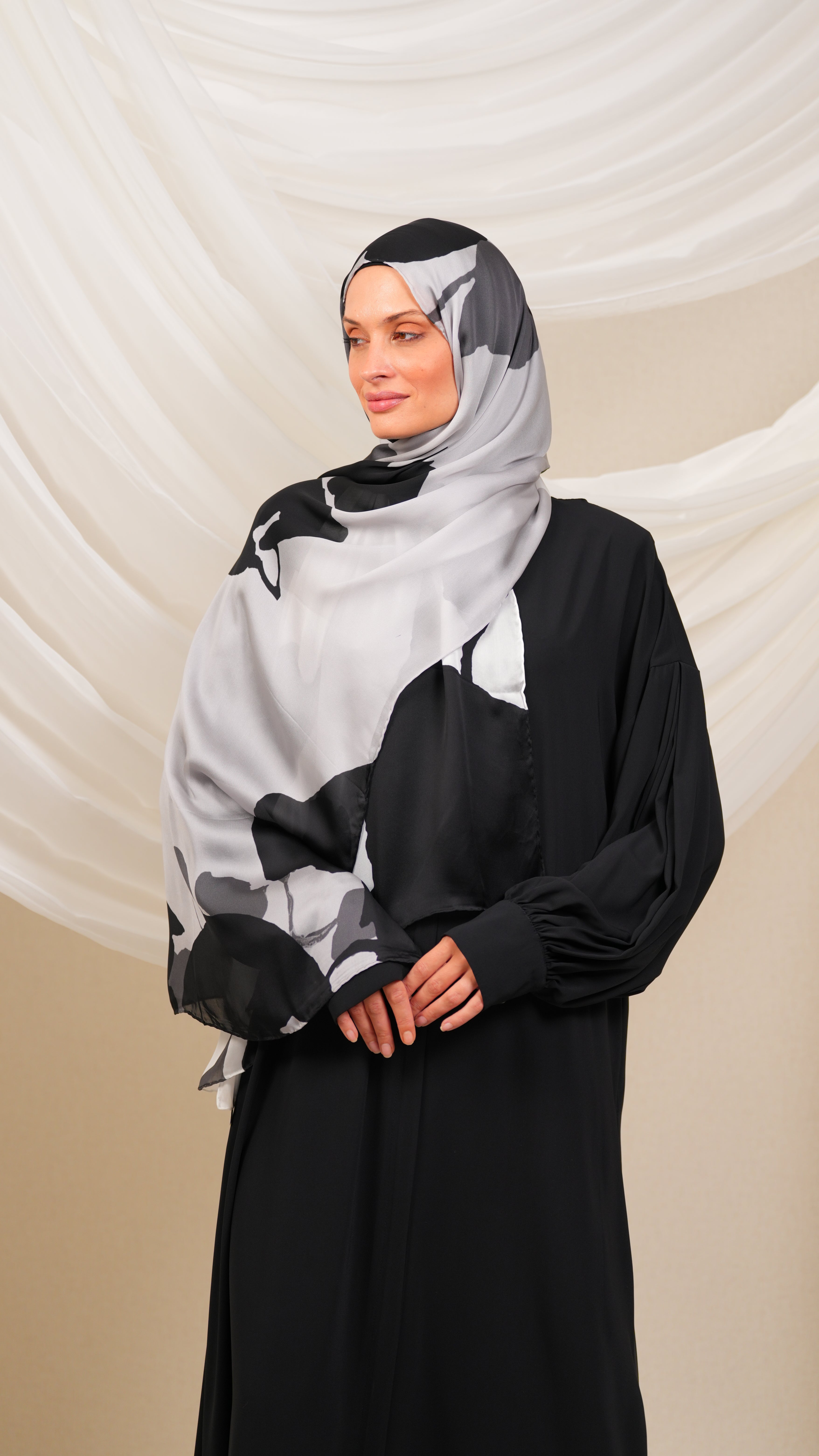 scilla Turkish silk shawl Atr3