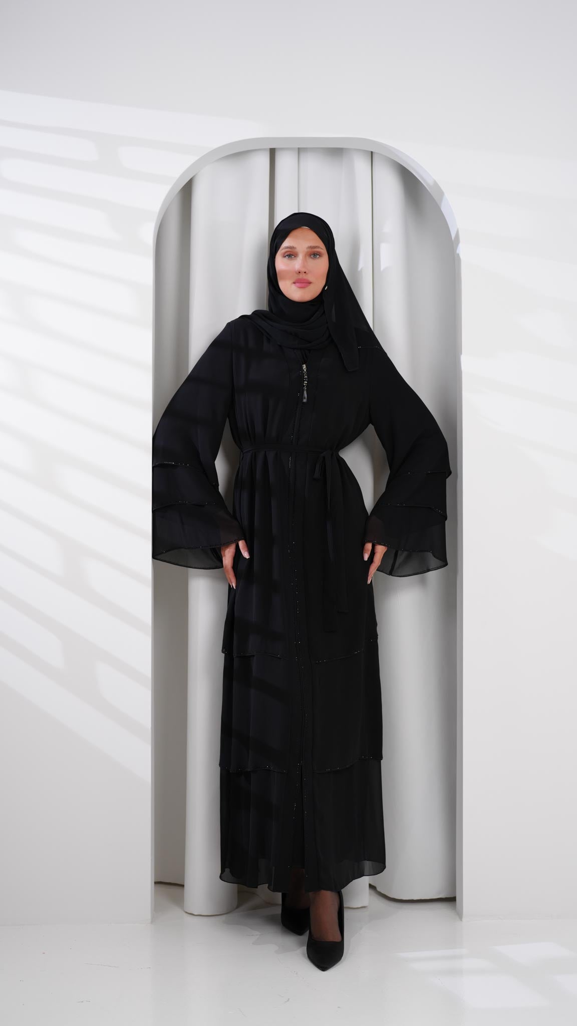 Black Zipper Chiffon Ruffle Abaya with Strass