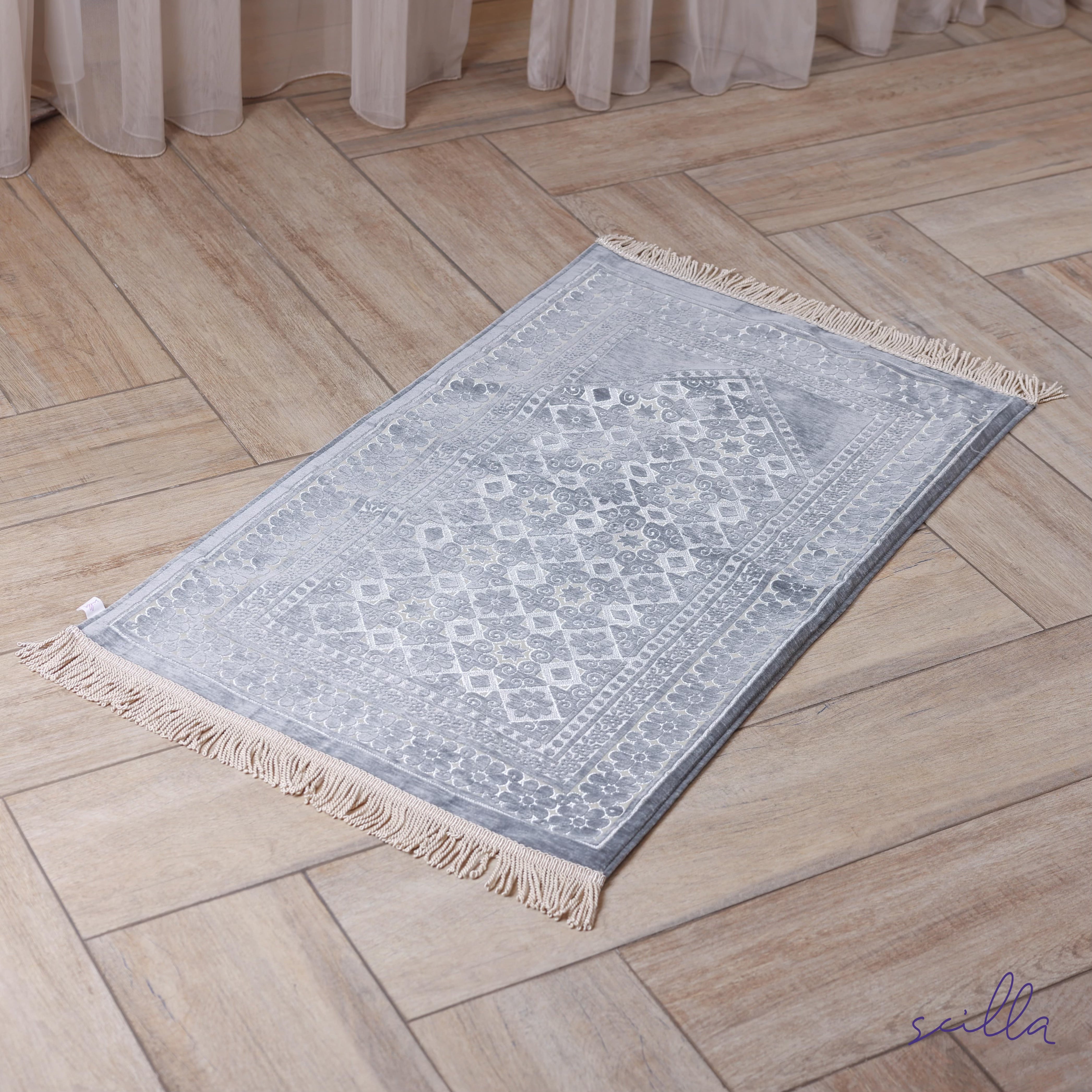 Velvet Padded Full Arabesque Premium Prayer Mat