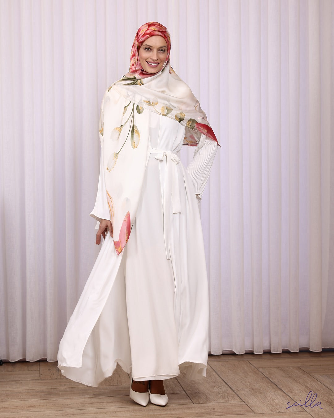 White Open Abaya with Plisse Sleeves