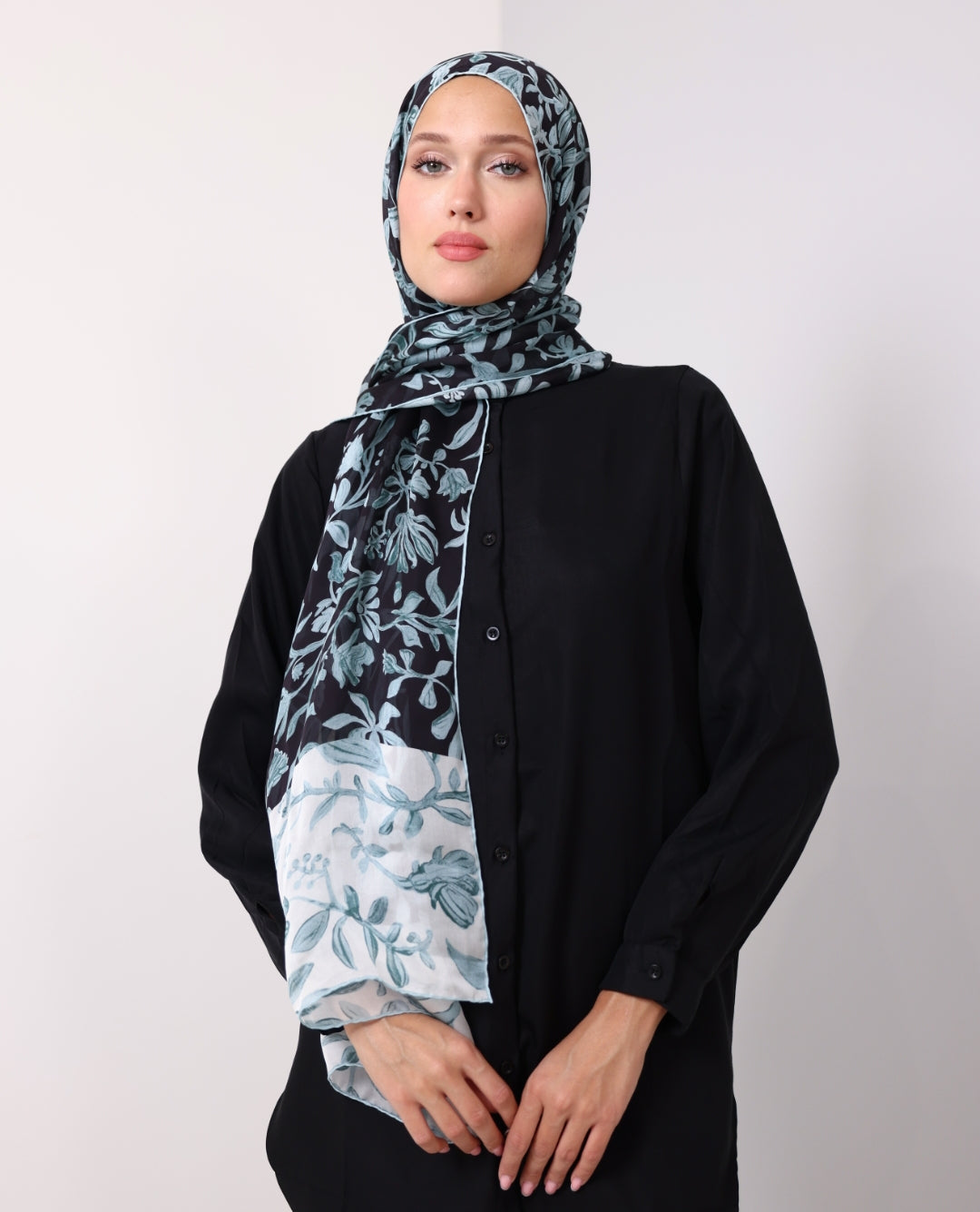 Leonard shawl L08