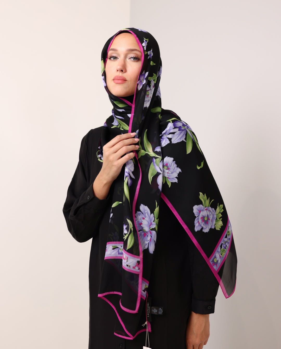 Leonard shawl L05