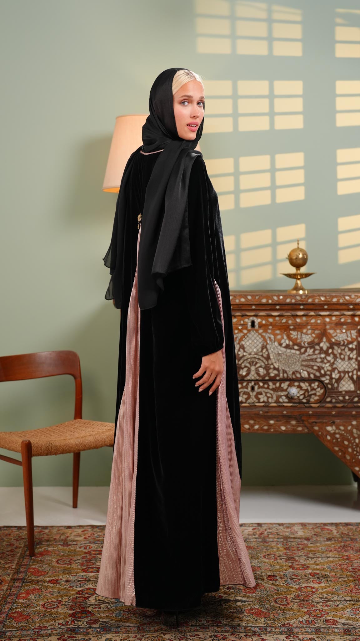 velvet abaya dress with pink plisse
