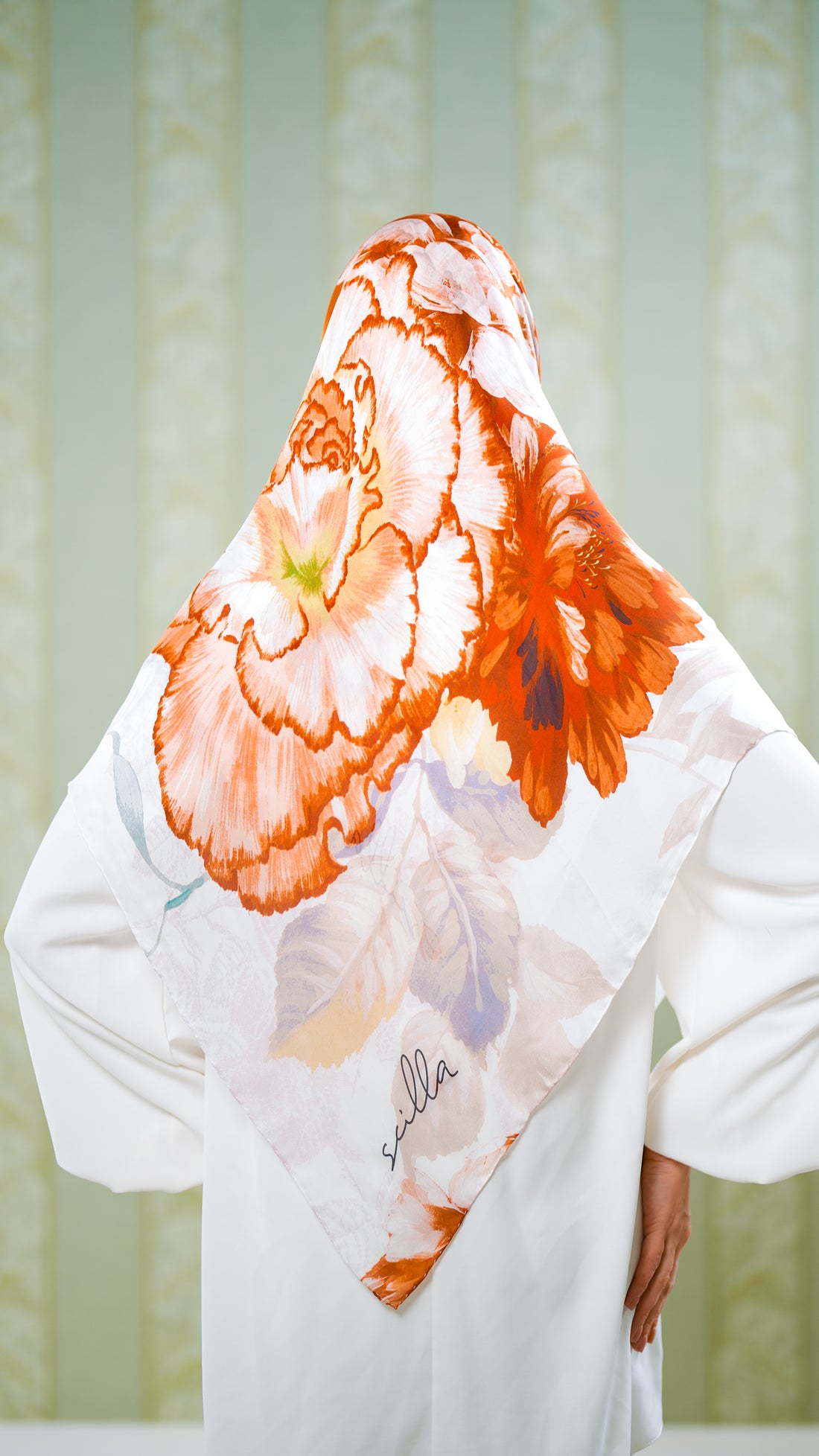 Scilla silk scarf jtr2