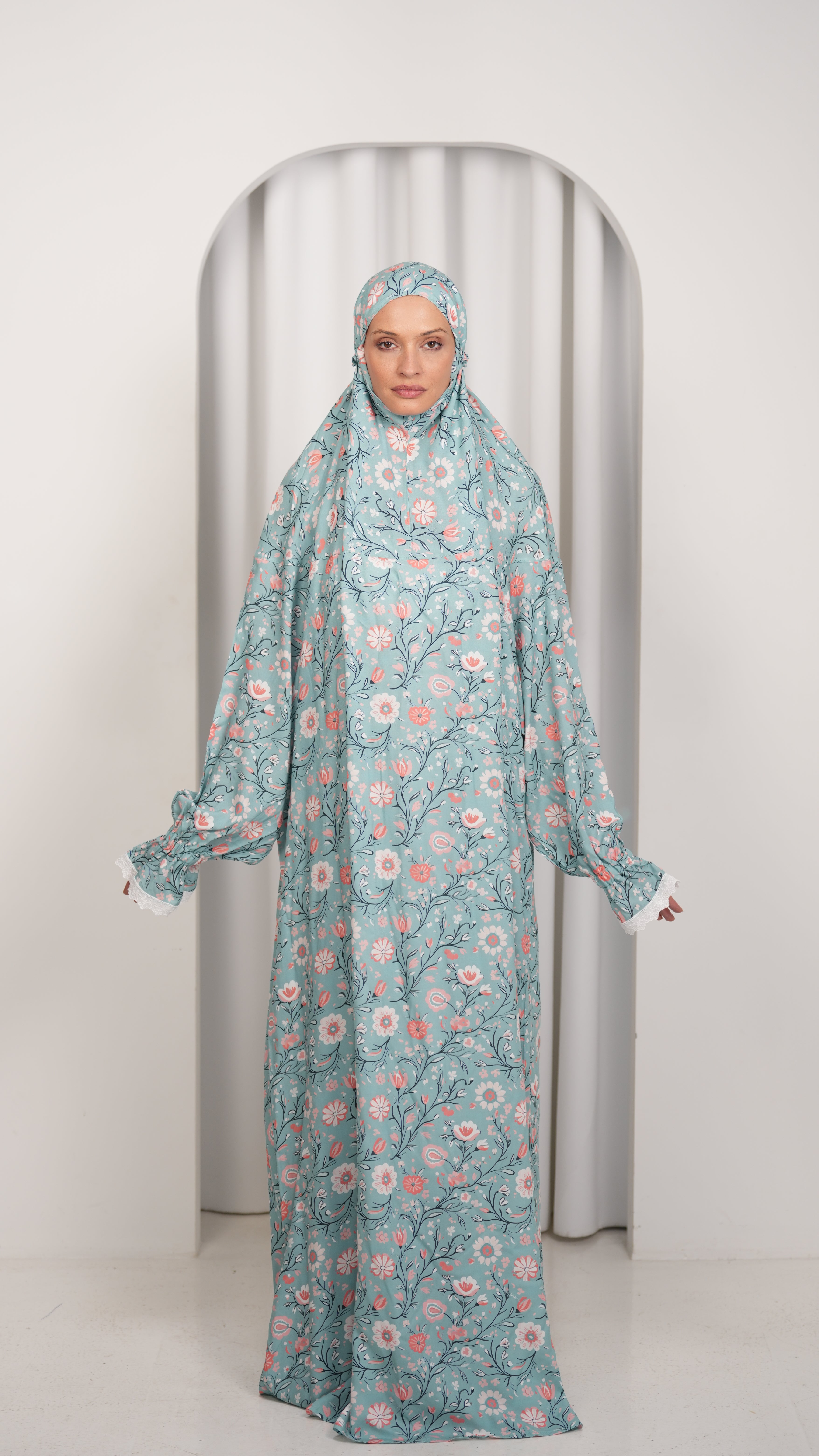 Prayer gown one piece b62