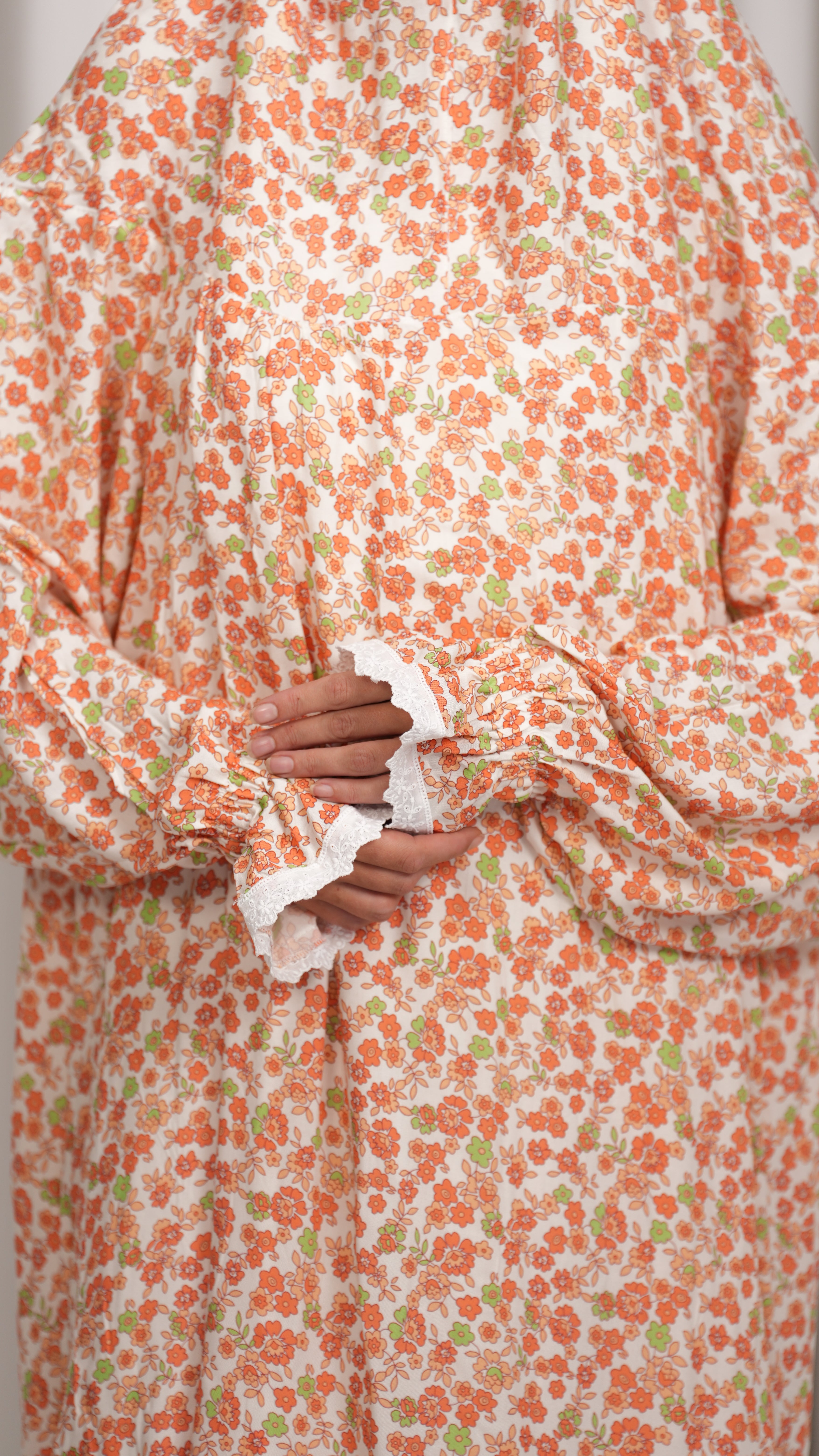 Prayer gown one piece b58