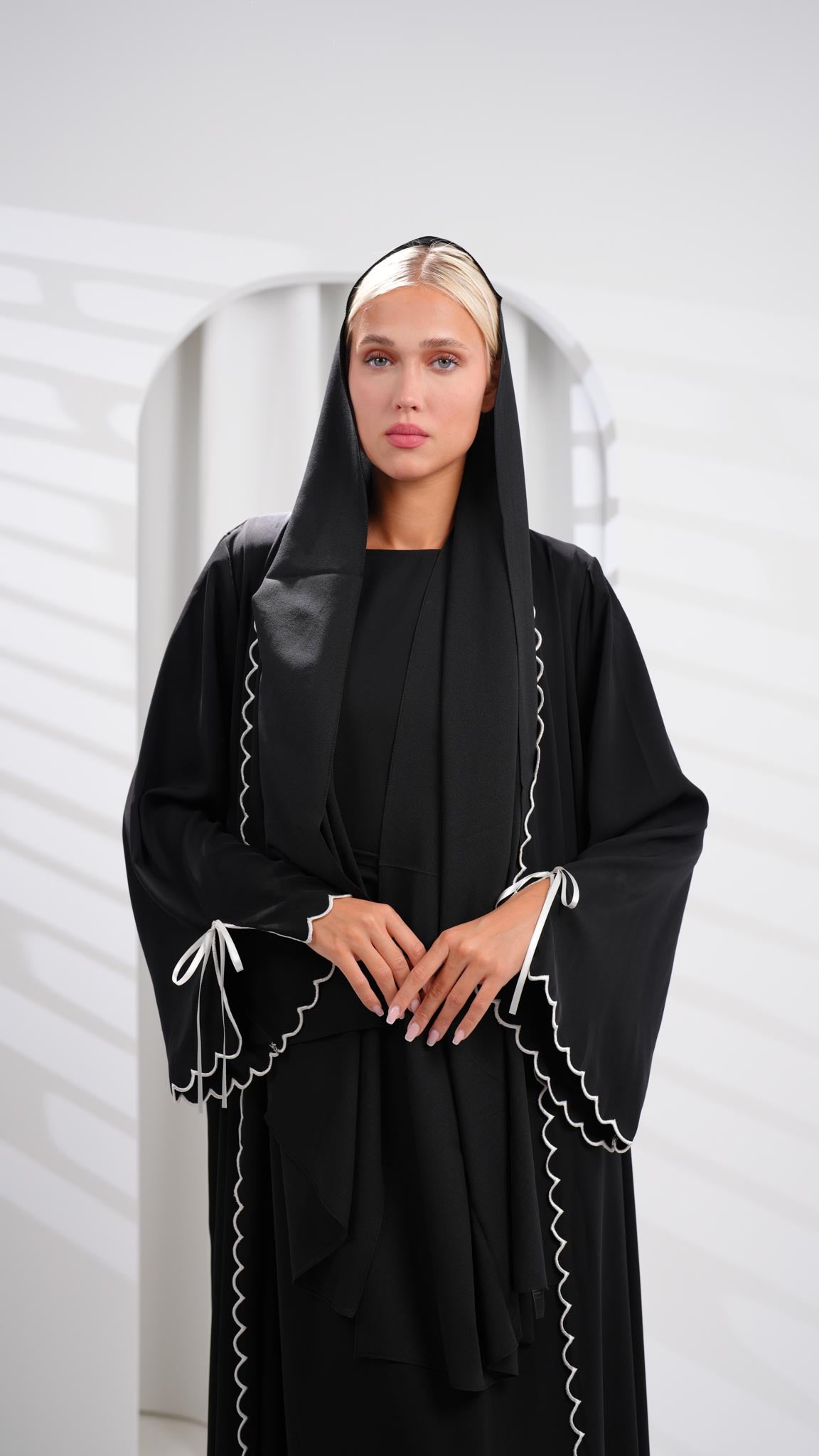 twin viadel black abaya with white edges