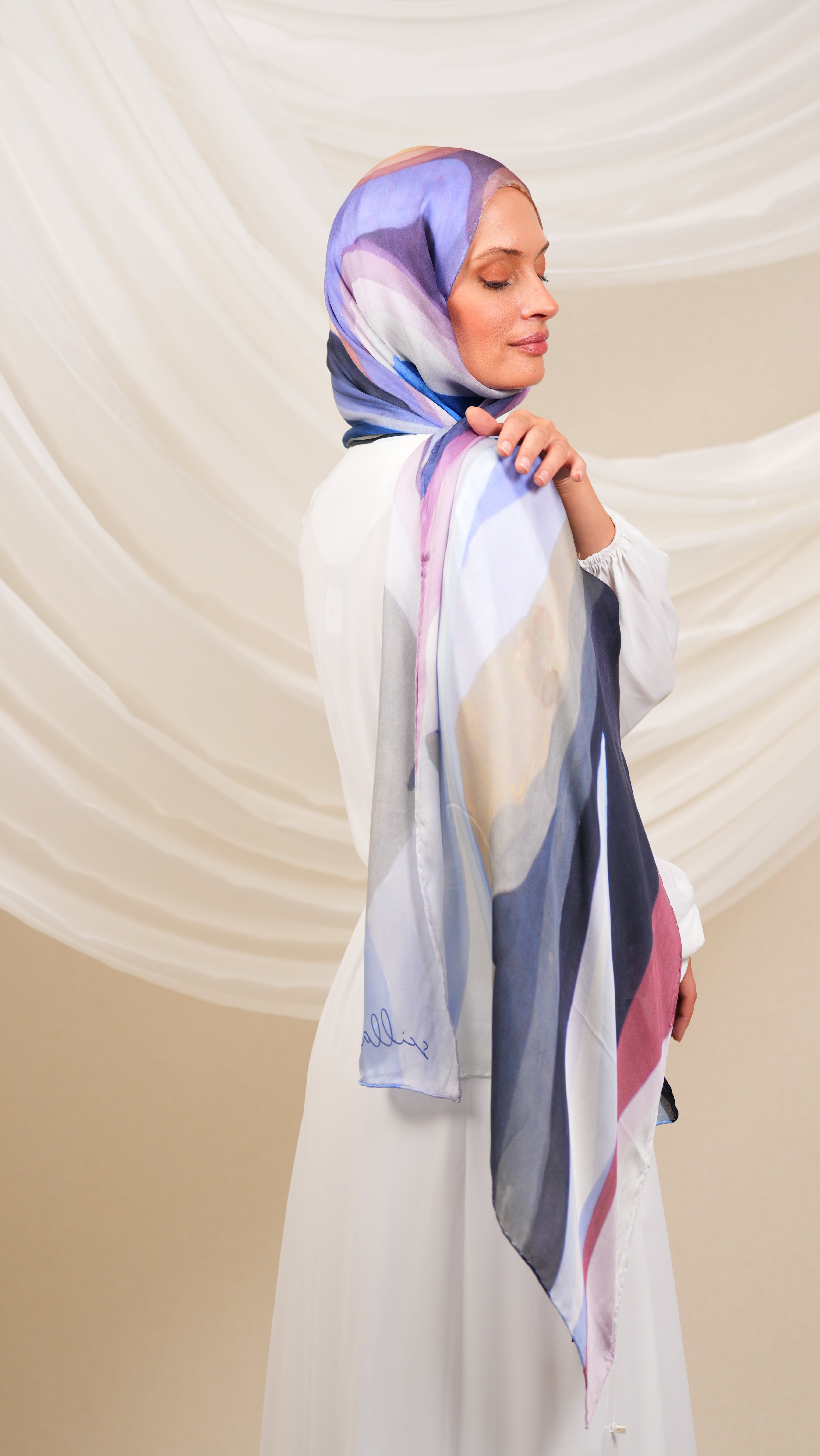 scilla Turkish  silk shawl Dtr2