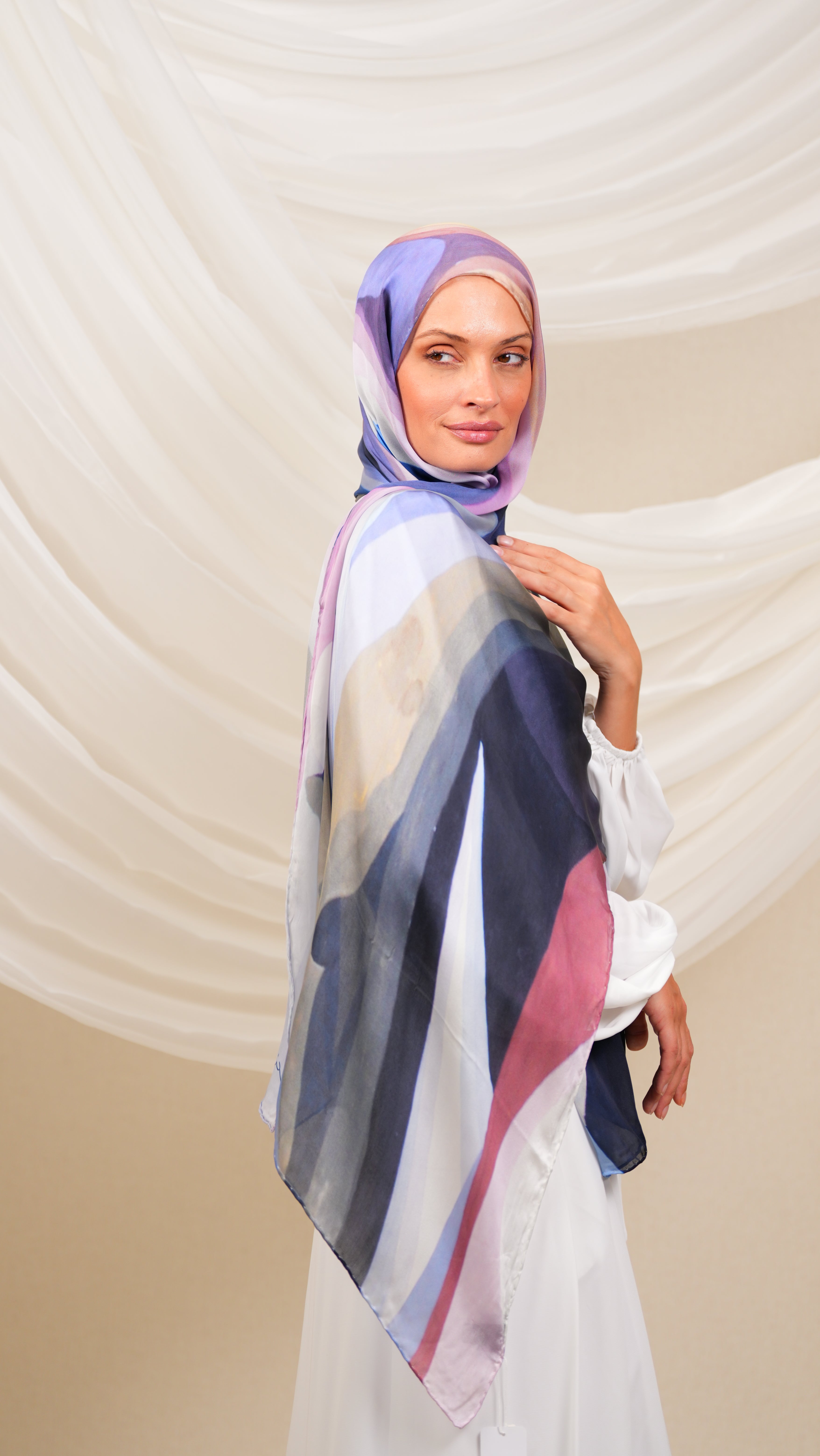 scilla Turkish  silk shawl Dtr2