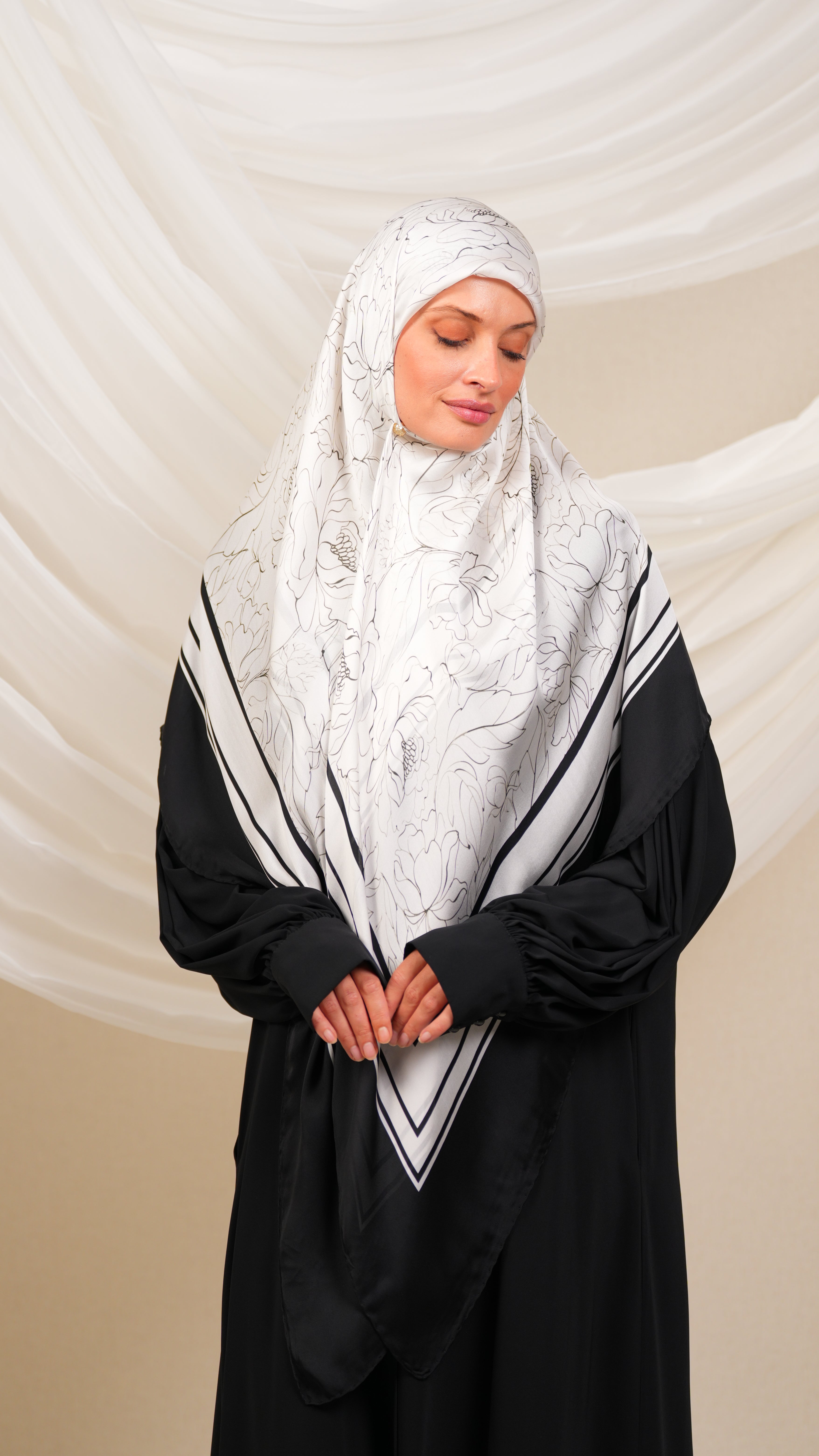 scilla turkish silk scarf Qtr1