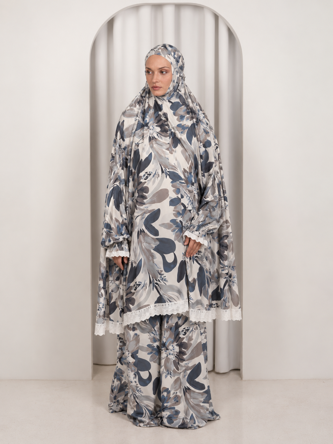 Two pieces prayer gown a70