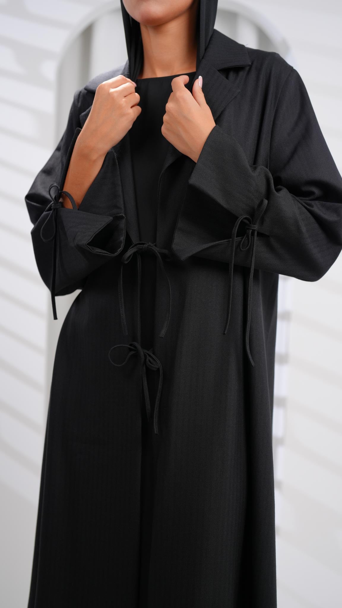 Pleated open black abaya with ties