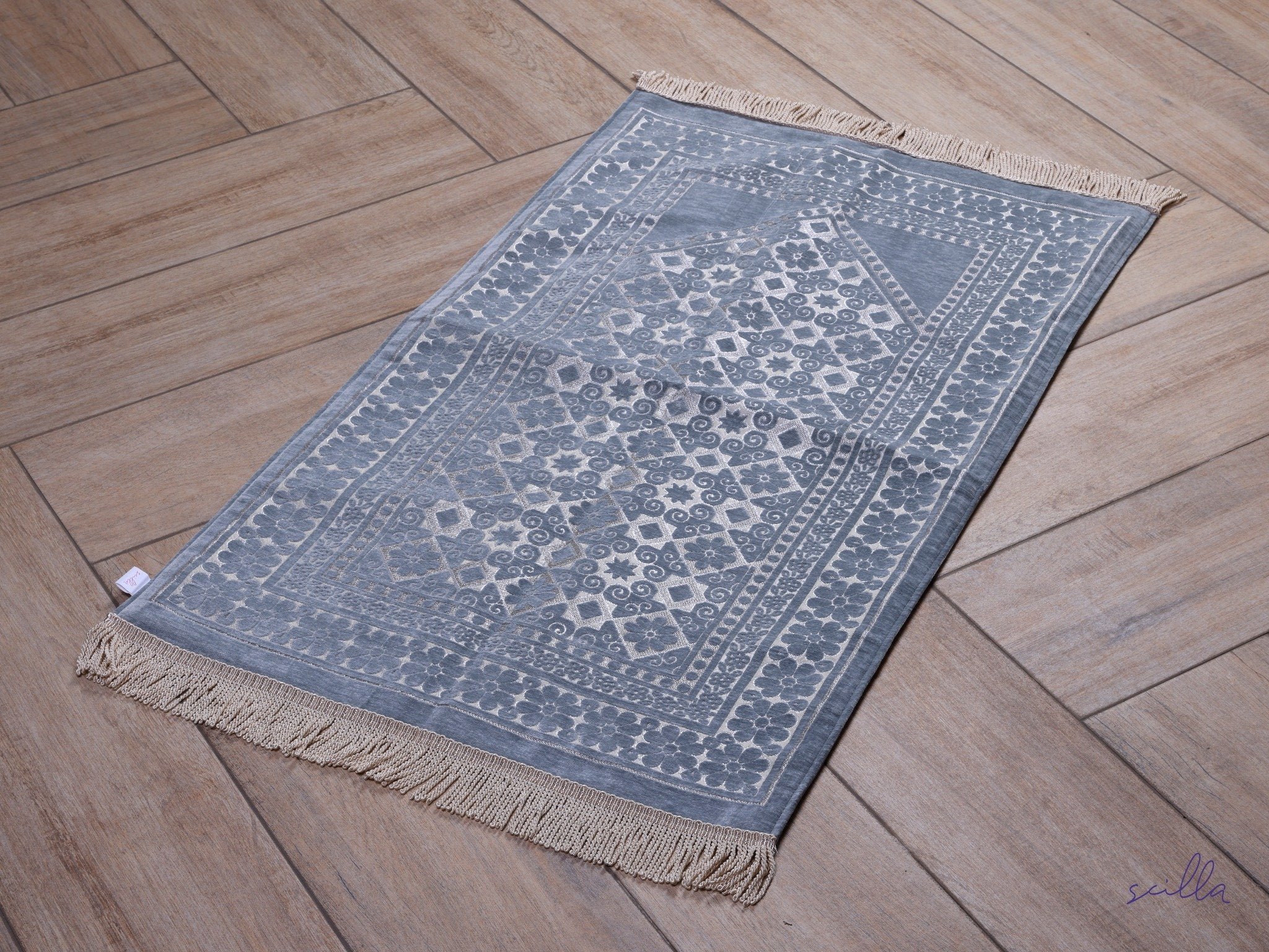 Velvet Padded Full Arabesque Premium Prayer Mat