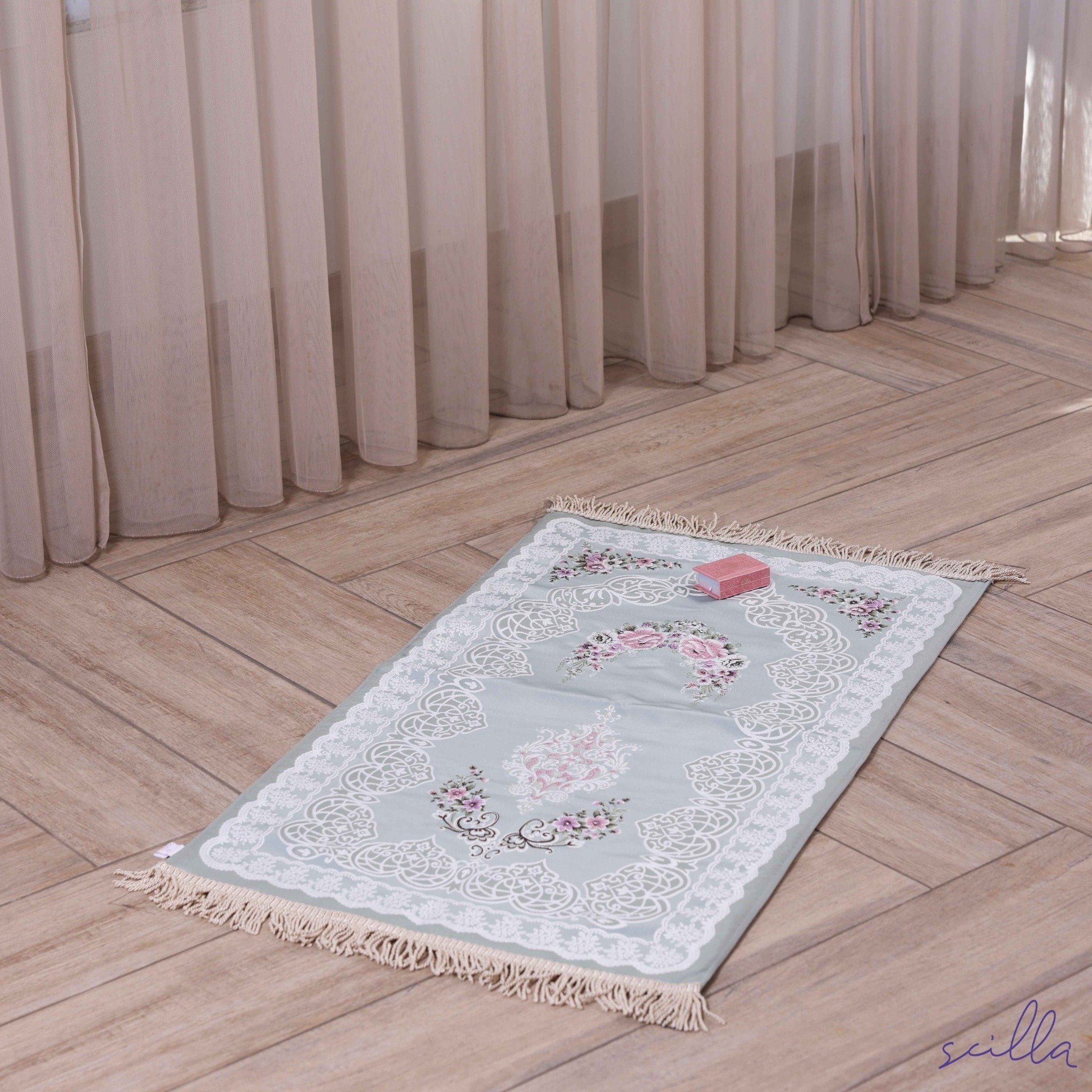 Satin Padded Floral Lace Premium Prayer Mat