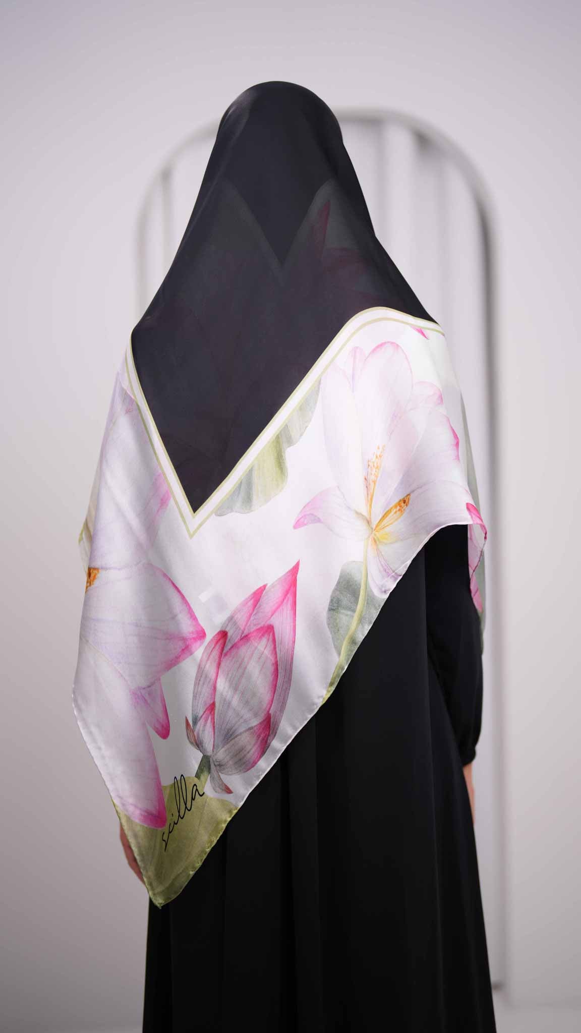 scilla silk scarf hh3