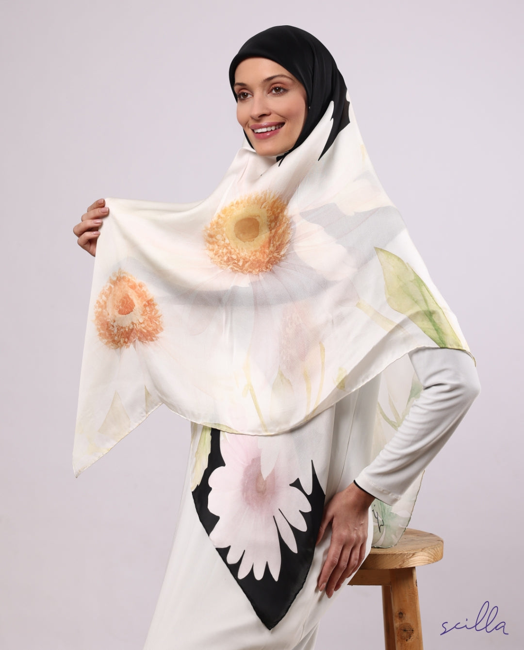Scilla silk scarf B2